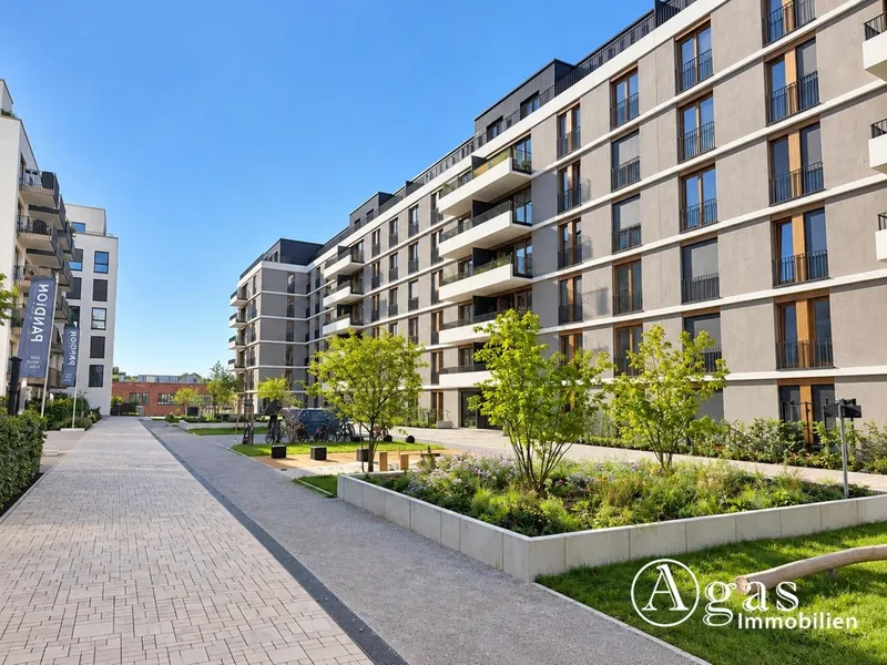 Wohnen mit Aussicht - 2-Zimmer-Erstbezug mit Balkon am Volkspark Friedrichshain — photo 1